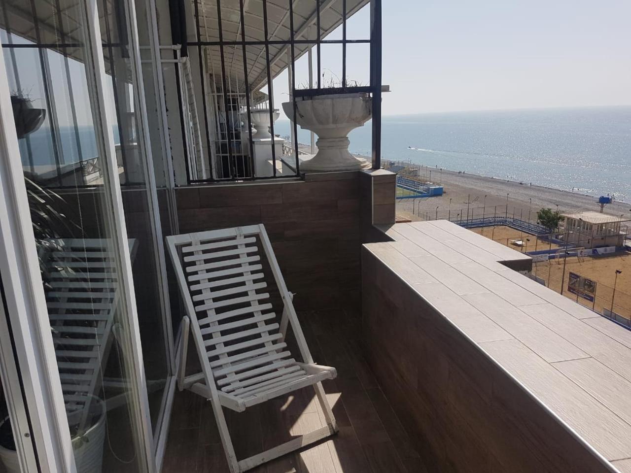 Apartment Magnolia Batum Dış mekan fotoğraf
