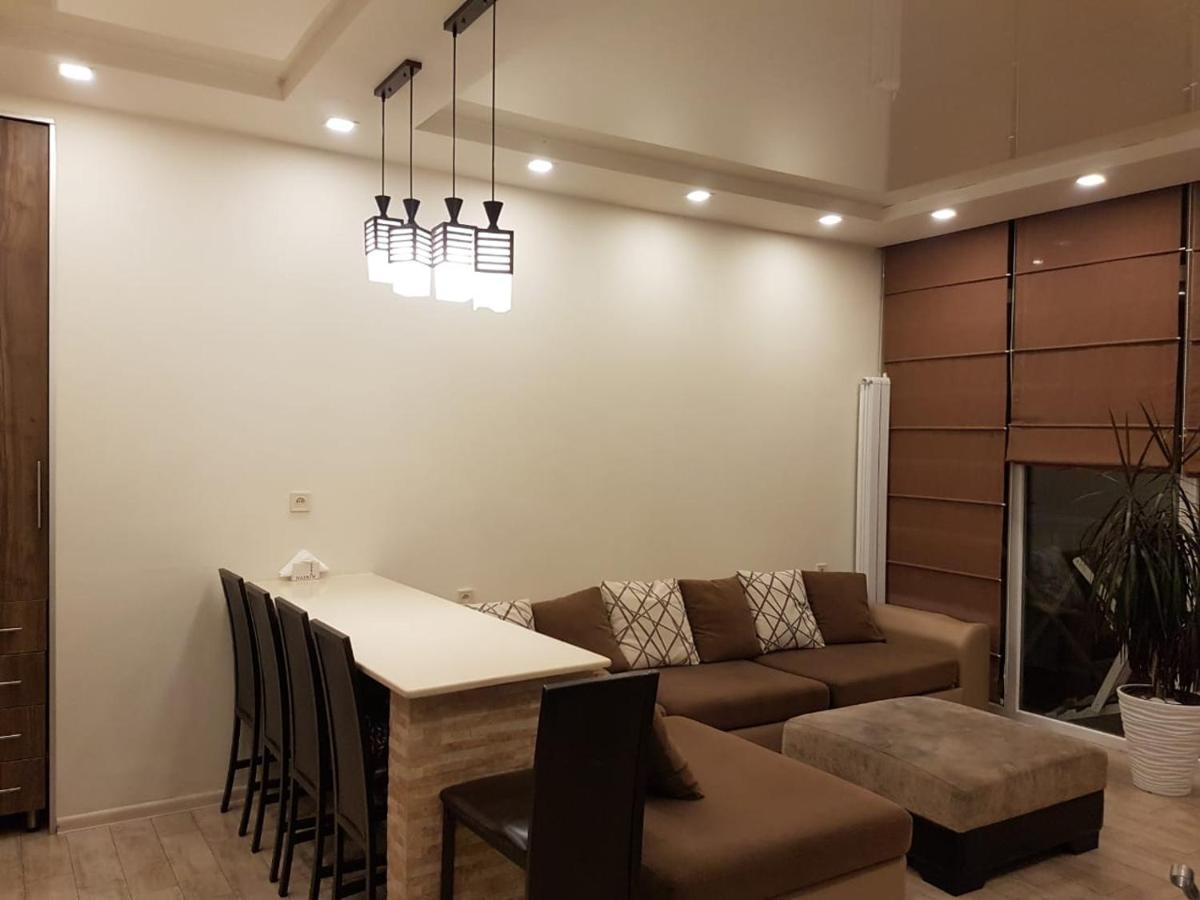 Apartment Magnolia Batum Dış mekan fotoğraf